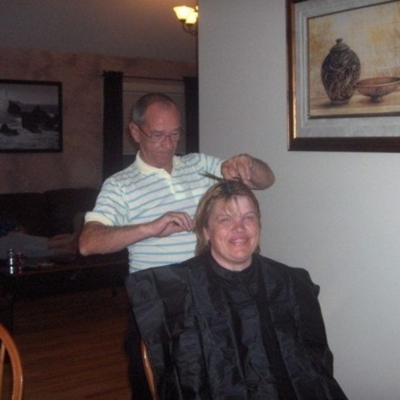 Meet your Posher, Monique - Picture 1 of 1